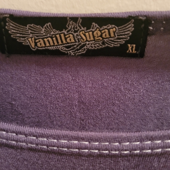 🌷2/$15 Vanilla Sugar Merci tshirt for women. Size xlarge. - Picture 2 of 5